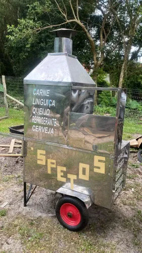 Carrinha de espetinho