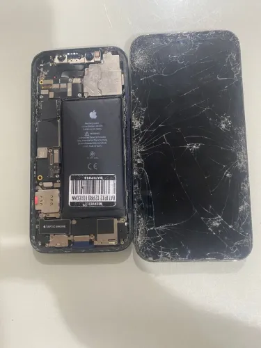 iPhone 12 PRO MAX E IPHONE 12 para peças R$400