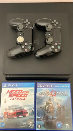 PS4 Slim 500GB + 2 Controles
