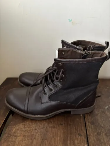 Bota Guess