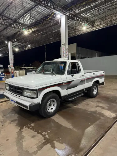 Chevrolet D-20 S / Luxe 3.9/4.0 Diesel 1994