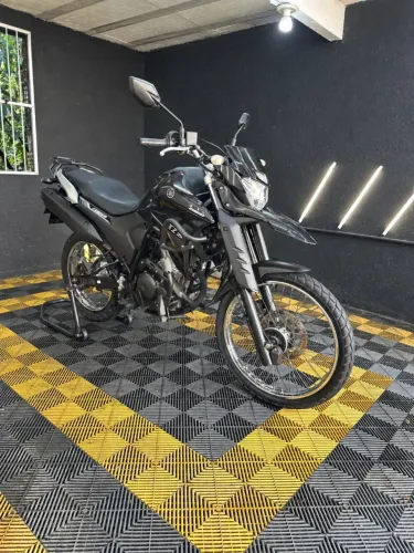 Yamaha XTZ 250 Lander 2022 - Único dono