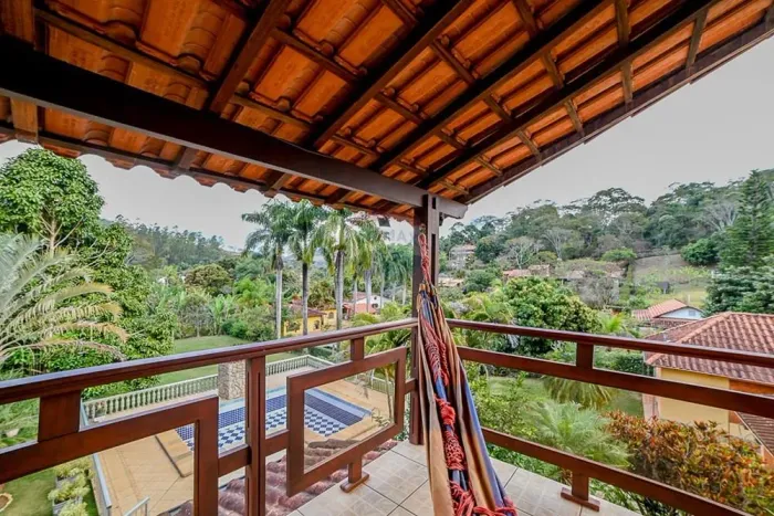 Chácara granja em meio a natureza com excelente localização