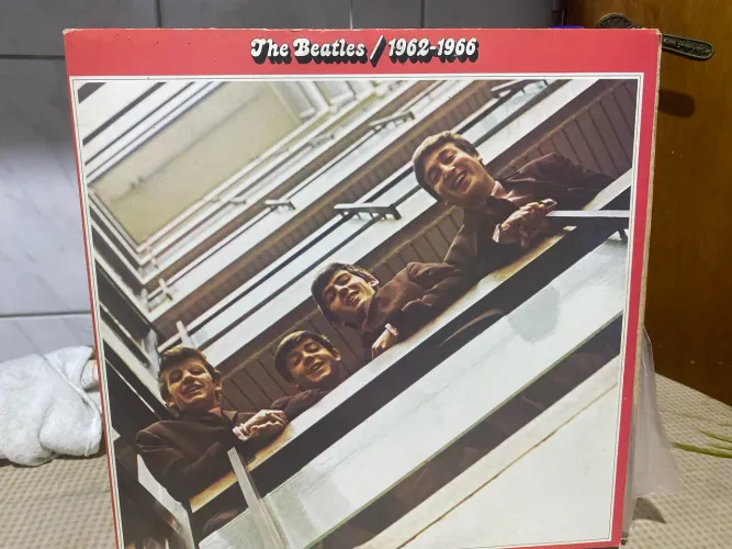 Lp duplo Beatles 62-66