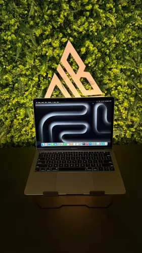 MACBOOK AIR 512GB 16GB RAM + GARANTIA