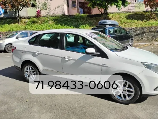 Fiat Grand Siena Essence Dual. 1.6 Flex 16V 2014
