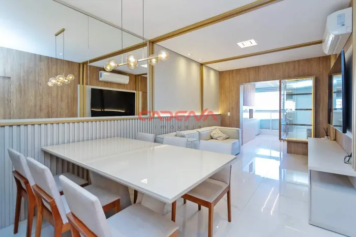 Apartamento com 3 quartos e 2 vagas para aluguel no Centro