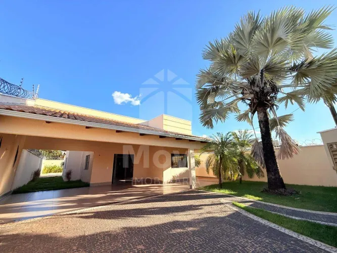 Casa com Piscina à Venda | Região Central de Palmas | Espaço, Localização e Qualidade de V