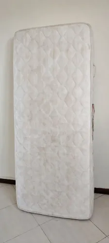 Colchão de solteiro 50,00