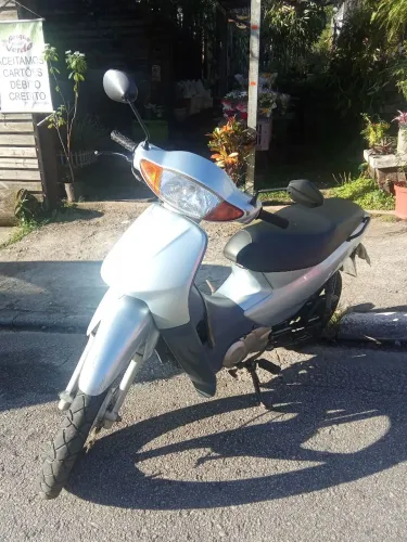 Honda biz já 2001