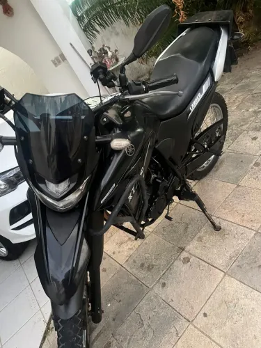 XTZ 250 Lander 2022