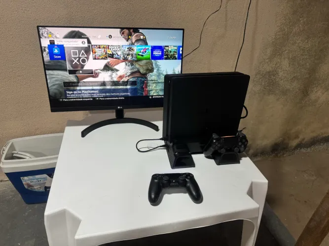 Play 4 Slim mais Monitor Game 24 Polegas