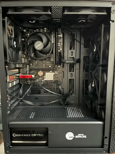 PC Ryzen 5 4600G | 16GB RAM | SSD 1TB | 6 Fans | Excelente estado
