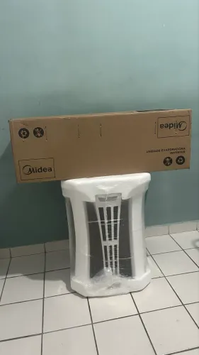 Ar condicionado novo na caixa