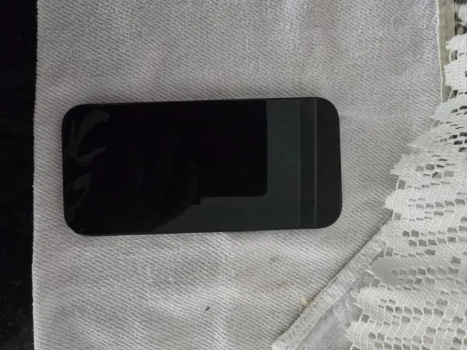Iphone 16 PRO semi novo 
