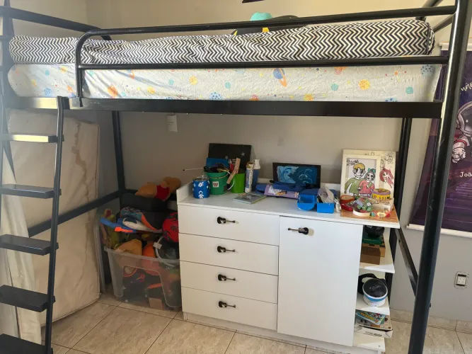 Cama Tok stok - sistema de quarto integrado solteiro