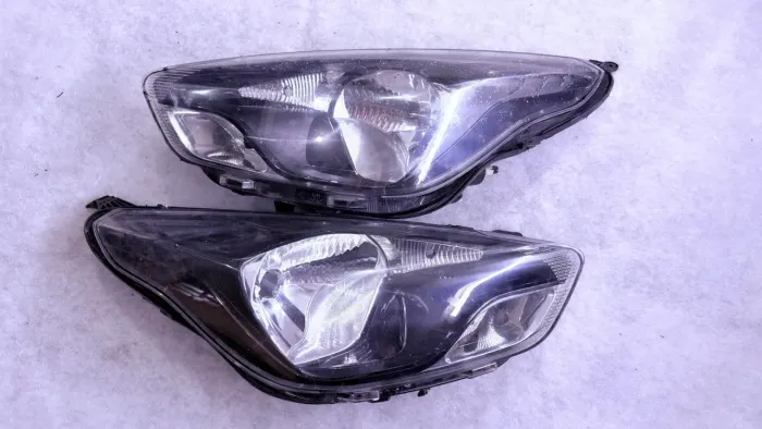 Par Ford Ka máscara negra (2015-2018)