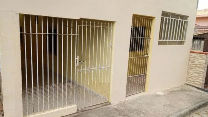 Aluga-se Kitnet - Amplo espaço arejado + Água grátis