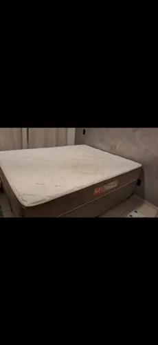Cama com box baú bipartido queen