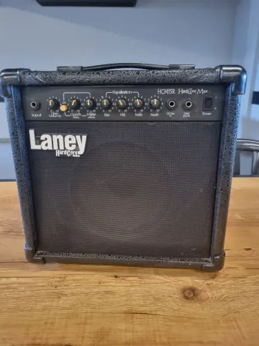 Amplificador Laney Hard core