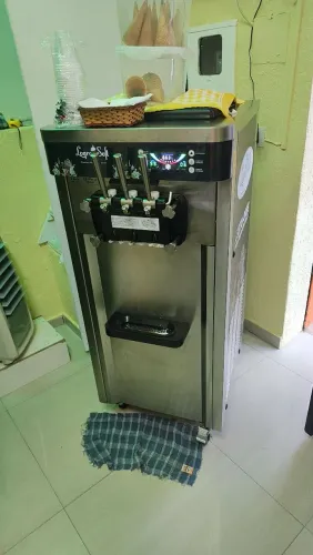 Máquina de sorvete logrosoft LSD425 220V
