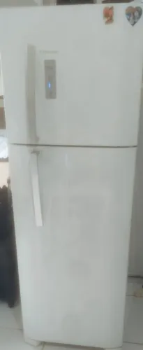 Refrigerador Electrolux Frost Free DFN42