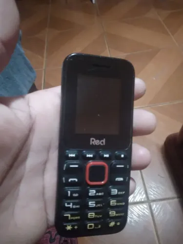 Celular lanterninha Red.só precisa de uma bateria