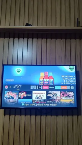 ( Nova Iguaçu) TV 39' POLEGADAS PHILCO + FIRE STICK AMAZON 