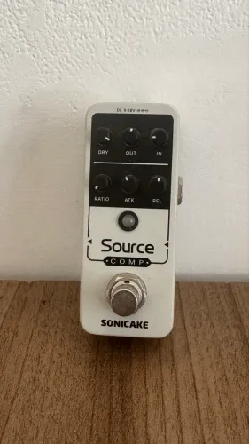 Pedal de guitarra compressor
