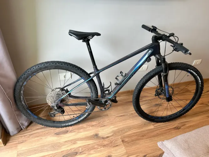Vendo MTB carbono
