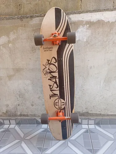 Longboard Completo Insanos + Trucks Paris 180mm