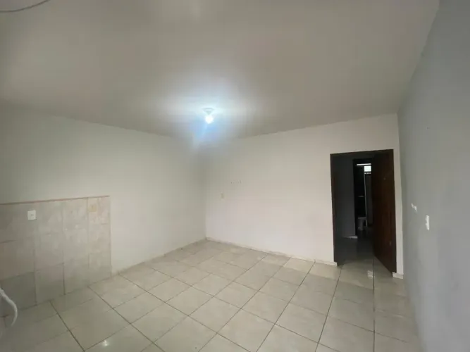 Aluga-se Quitinete Bairro Ilha da Figueira