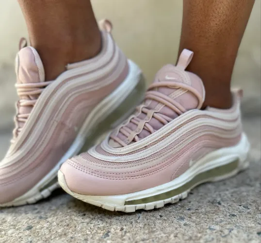 TÊNIS NIKE