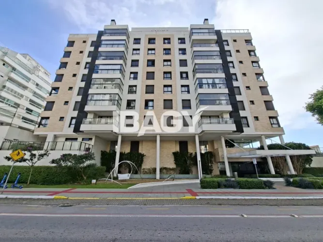 Excelente Apartamento 3 dormitório(s) em Balneário - Florianópolis