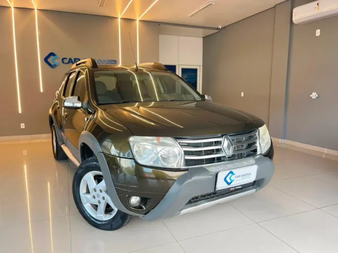 Renault Duster Dynamique 2.0 Hi-flex 16V Aut. 2013