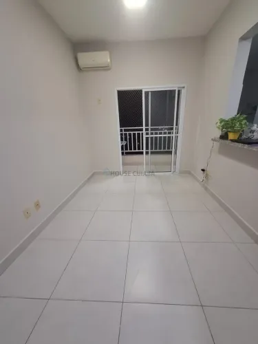 Apartamento 2 quarto condomínio Valle das Palmeiras.