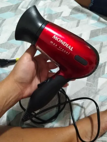 Vendo secador mondial dobrável 1200 W