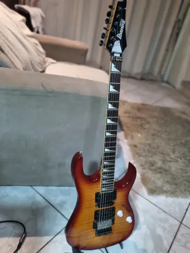 Guitarra ibanez gio 2006