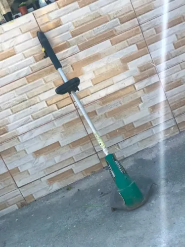 Aparador de Grama Elétrico Tekna TT1000 1000W