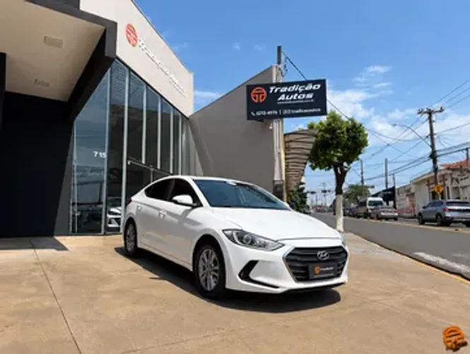 Hyundai Elantra 2.0 16V Flex Aut. 2018