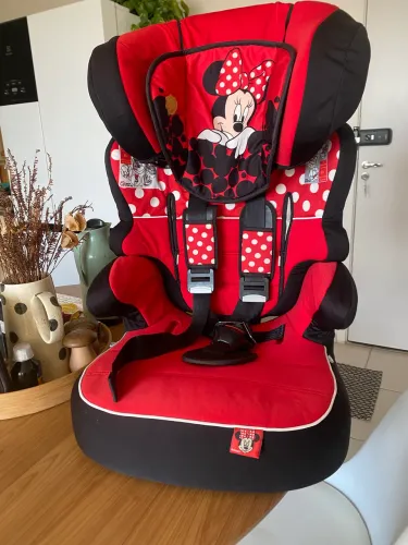 Cadeirinha veicular para criança 