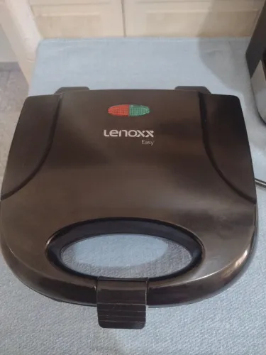 Sanduicheira Lenoxx Easy