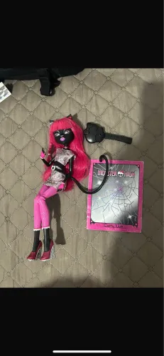 Boneca monster high Catty 