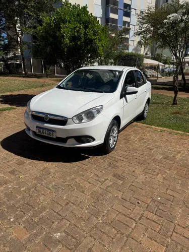 Fiat Grand Siena Attrac. 1.4 EVO F.flex 8V 2019