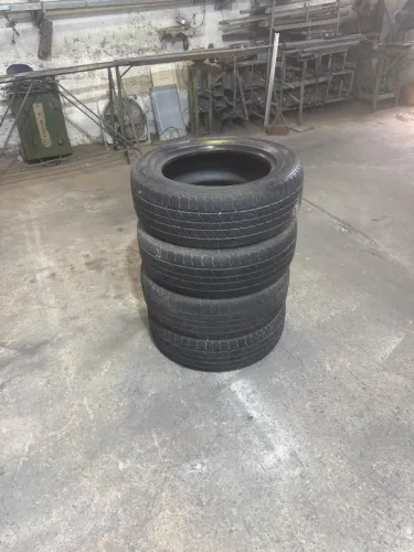4 pneus Santa Fé marca kumho 235/60r18