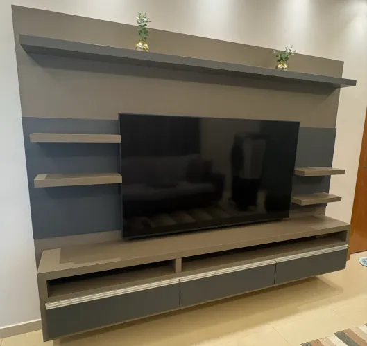 Vendo painel feito em marcenaria