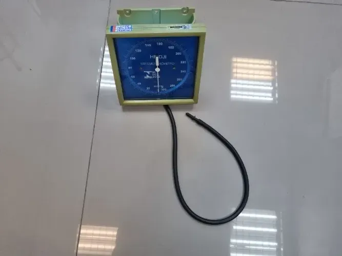 Equipamentos médicos com defeito, lote