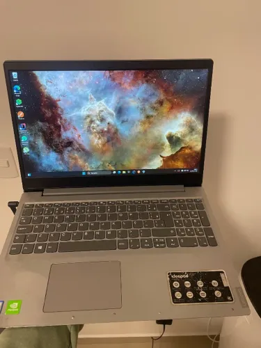 Notebook Lenovo IdeaPad 3i Processador i5 8gb Ram 256GB Memoria