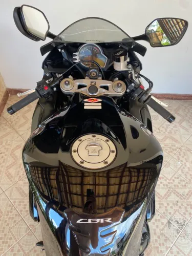 Honda fireblade 1000