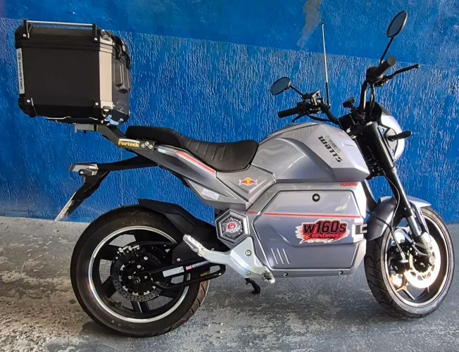 WATTS W160S COM 2 BATERIAS
